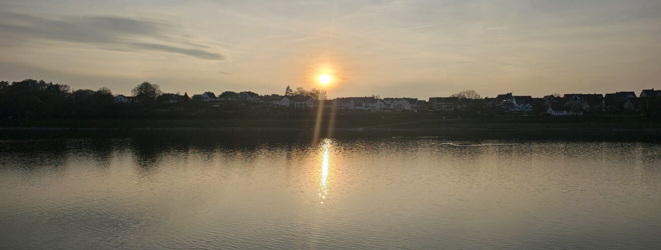 Sonnenuntergang am Twistesee
