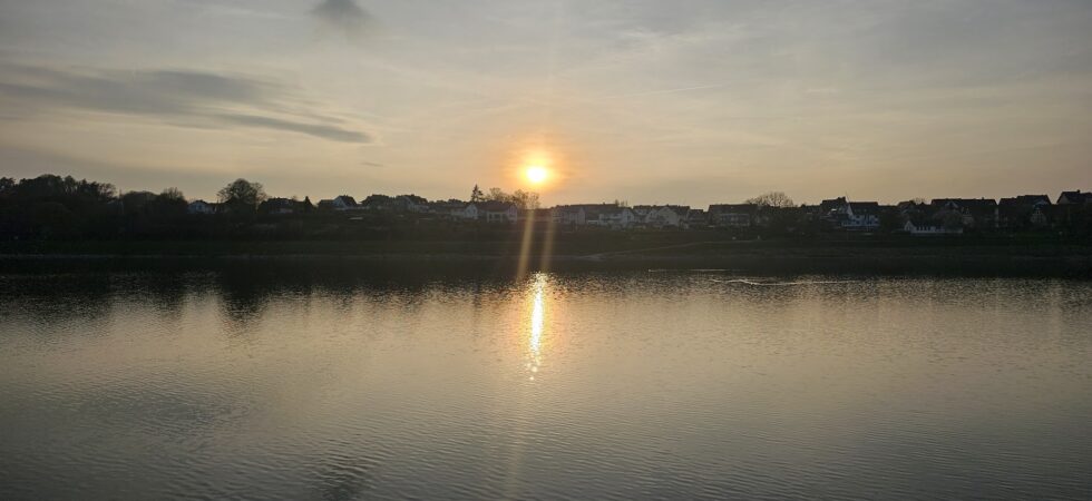 Sonnenuntergang am Twistesee